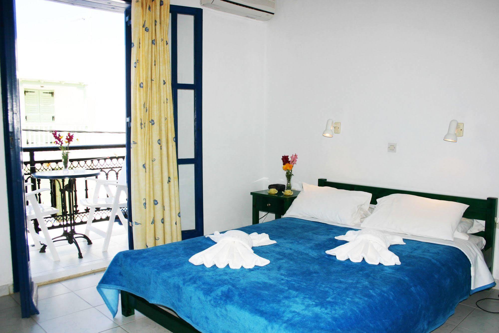 Ikaros Studios & Apartments Naxos City Exterior photo